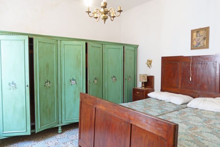 Image No.29-3 Bed Village House for sale