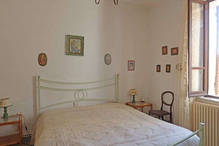 Image No.32-3 Bed Village House for sale