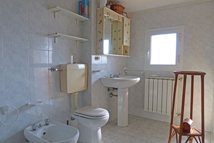 Image No.39-3 Bed Village House for sale