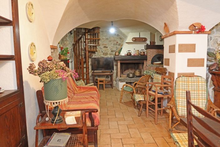 Image No.7-Maison de village de 3 chambres à vendre à Bagnone