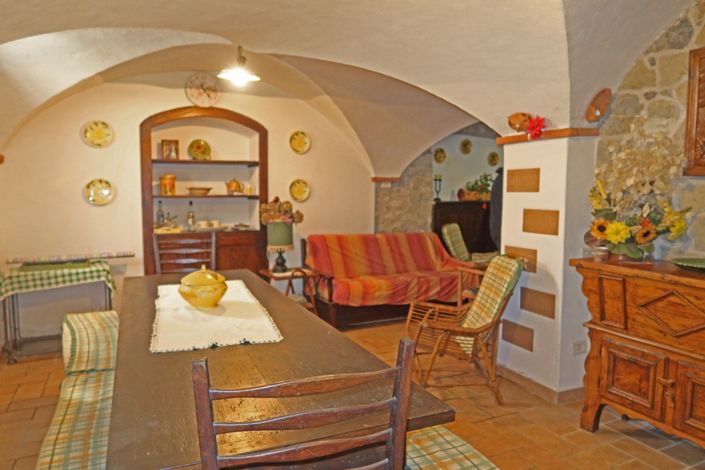 Image No.8-Maison de village de 3 chambres à vendre à Bagnone