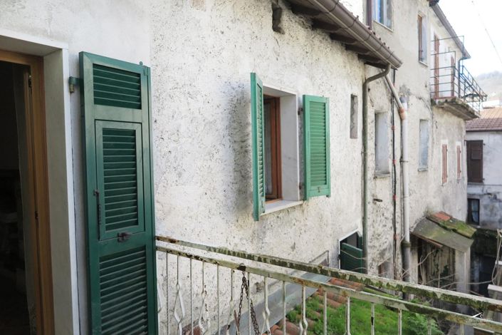 Image No.16-Propriété de 4 chambres à vendre à Licciana Nardi