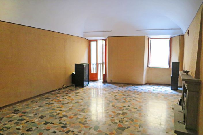 Image No.35-Propriété de 4 chambres à vendre à Licciana Nardi