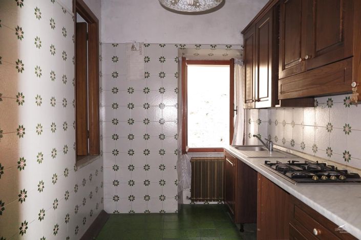 Image No.9-Propriété de 4 chambres à vendre à Licciana Nardi