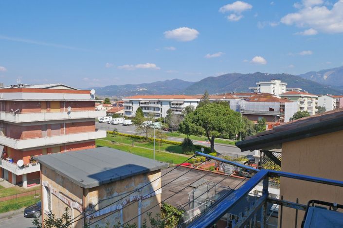 Image No.17-2 Bed Apartment for sale