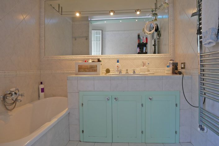 Image No.32-2 Bed Apartment for sale