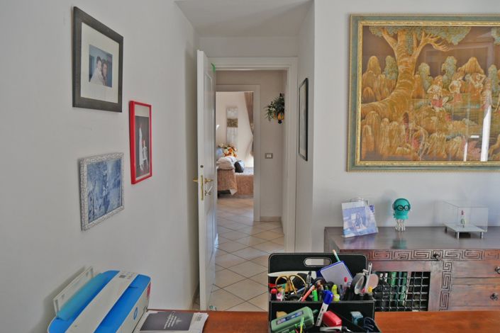 Image No.39-Appartement de 2 chambres à vendre à Carrara
