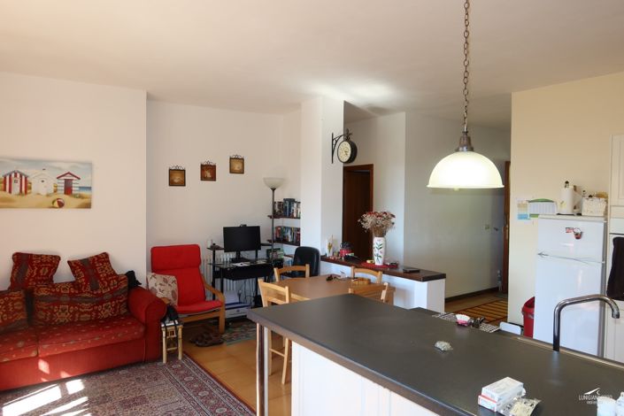 Image No.12-4 Bed Property for sale
