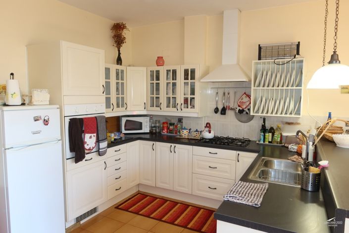 Image No.14-4 Bed Property for sale