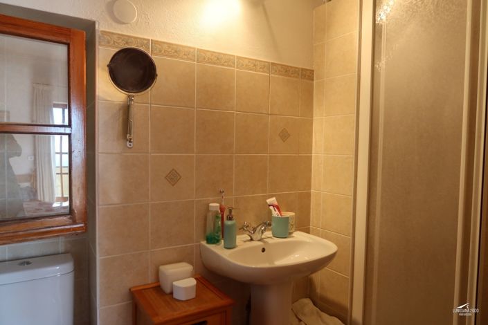 Image No.25-4 Bed Property for sale