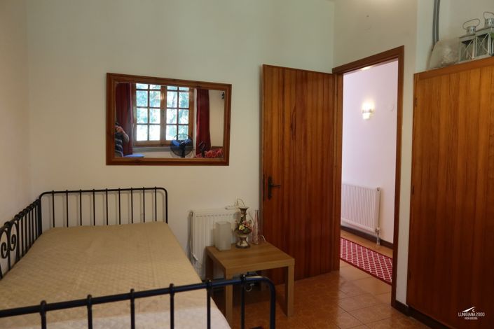 Image No.29-4 Bed Property for sale