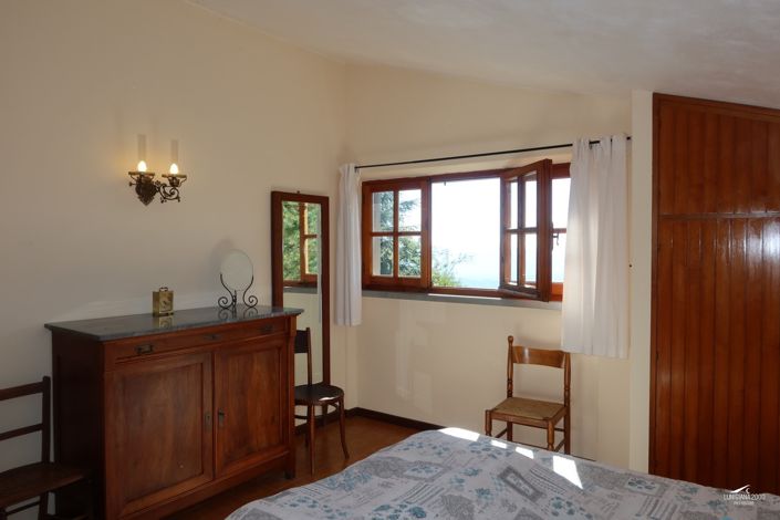 Image No.49-4 Bed Property for sale