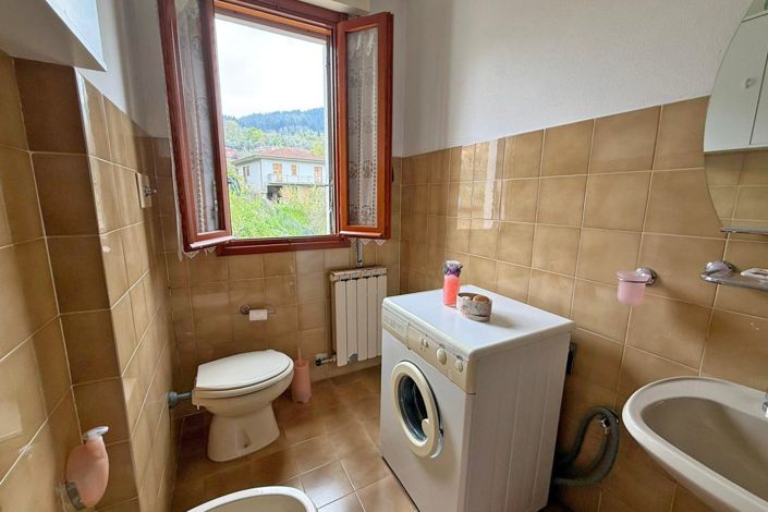 Image No.20-2 Bed Apartment for sale