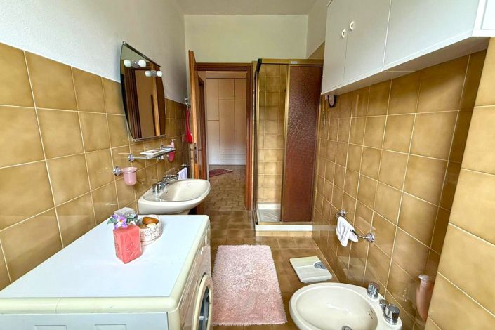 Image No.22-2 Bed Apartment for sale