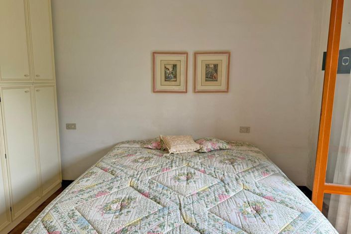 Image No.26-2 Bed Apartment for sale