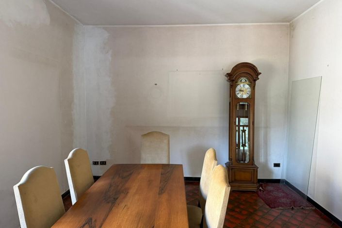 Image No.11-3 Bed Property for sale