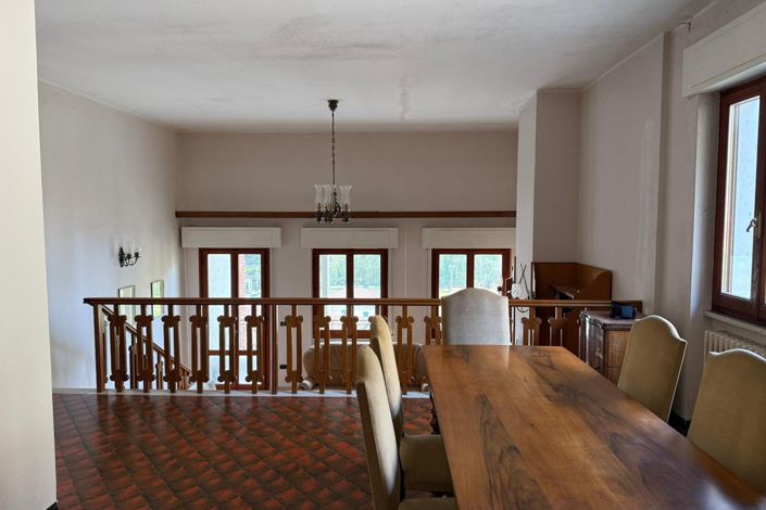 Image No.13-3 Bed Property for sale