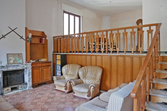 Image No.18-3 Bed Property for sale