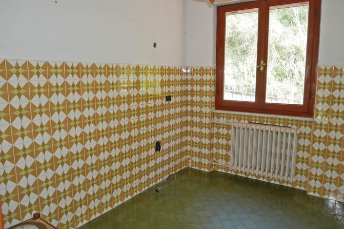 Image No.23-3 Bed Property for sale