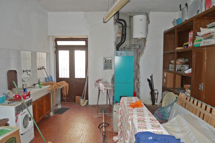 Image No.38-3 Bed Property for sale