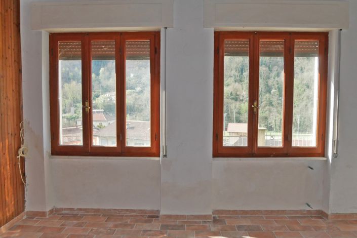 Image No.41-3 Bed Property for sale