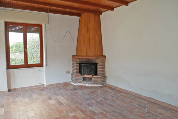 Image No.42-3 Bed Property for sale