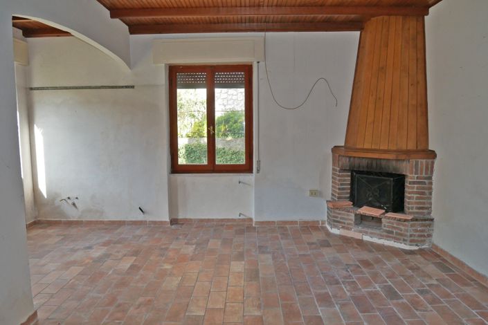 Image No.43-3 Bed Property for sale