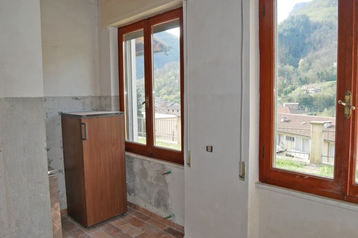 Image No.46-3 Bed Property for sale