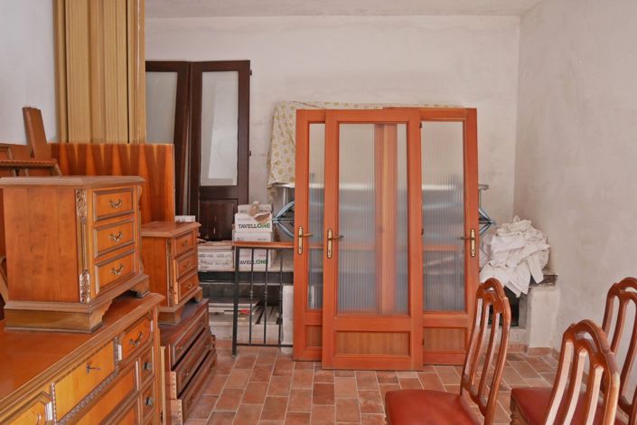 Image No.49-3 Bed Property for sale