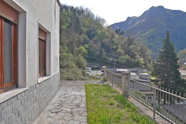 Image No.51-3 Bed Property for sale