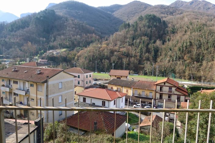 Image No.57-3 Bed Property for sale