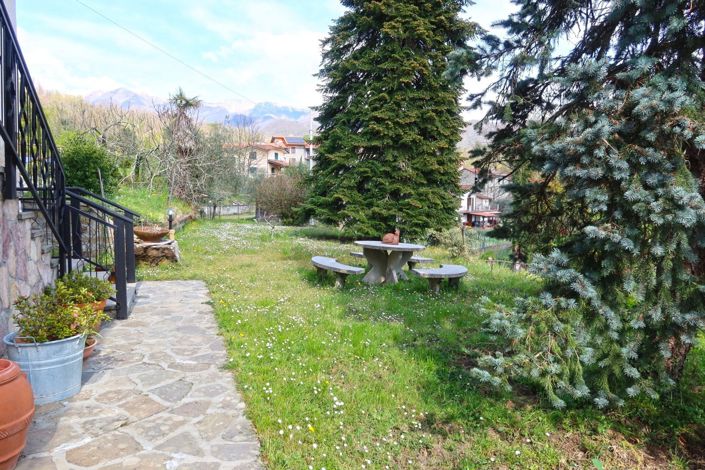 Image No.14-2 Bed Property for sale