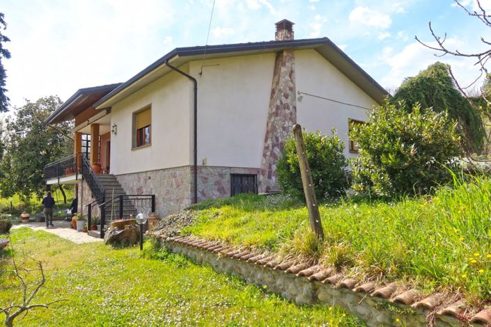 Image No.3-2 Bed Property for sale