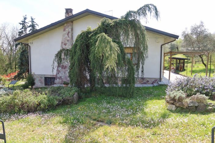 Image No.4-2 Bed Property for sale