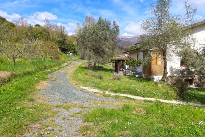 Image No.9-2 Bed Property for sale