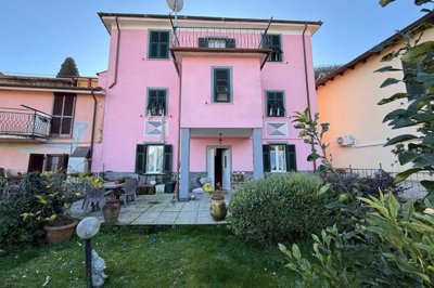 1 - Ameglia, Property