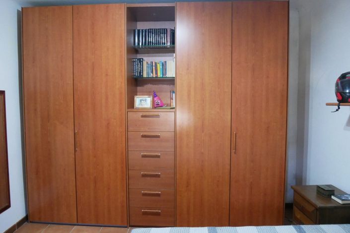 Image No.23-4 Bed Property for sale