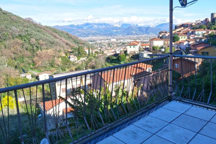 Image No.31-4 Bed Property for sale