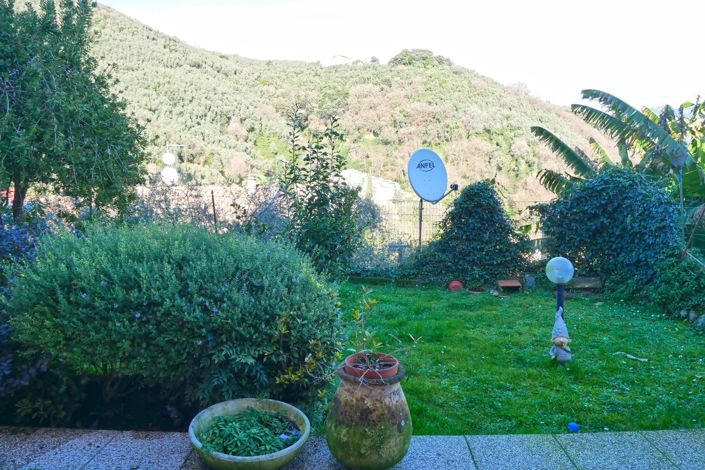 Image No.6-4 Bed Property for sale