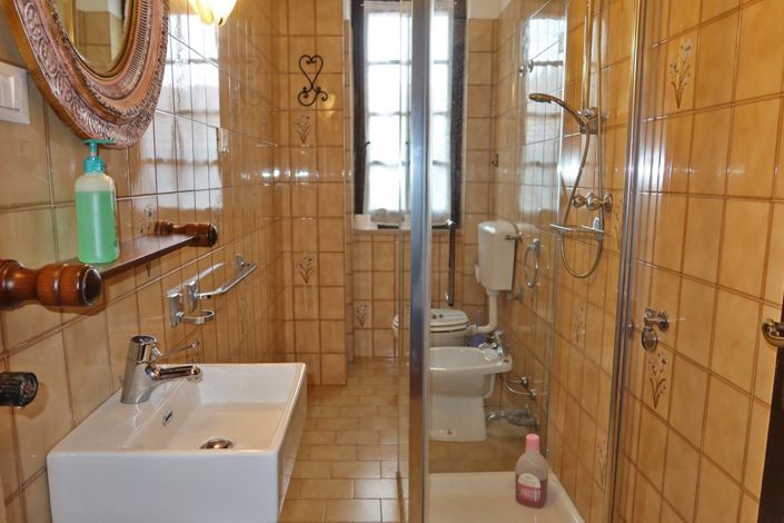 Image No.23-Propriété de 5 chambres à vendre à Bagnone