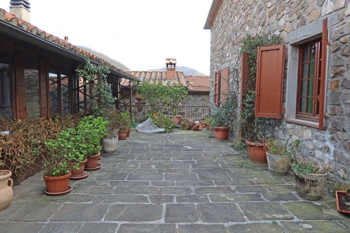 Image No.6-Propriété de 5 chambres à vendre à Bagnone