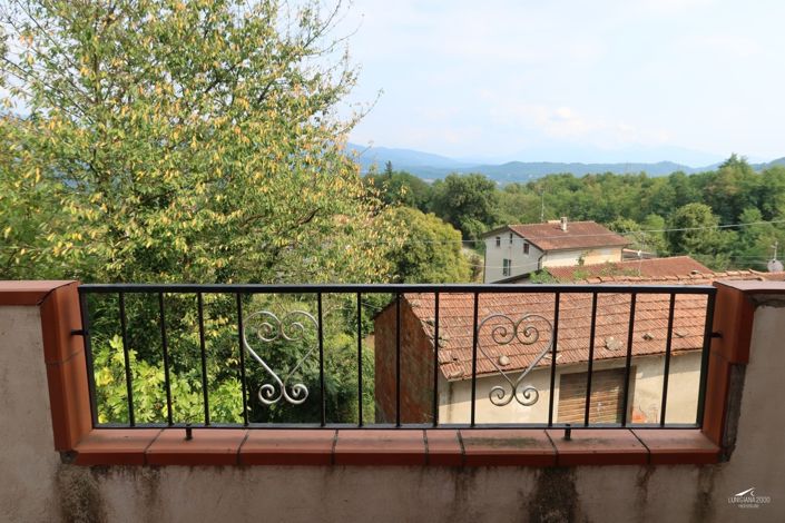 Image No.23-3 Bed Property for sale