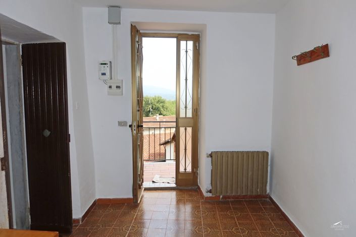 Image No.33-3 Bed Property for sale