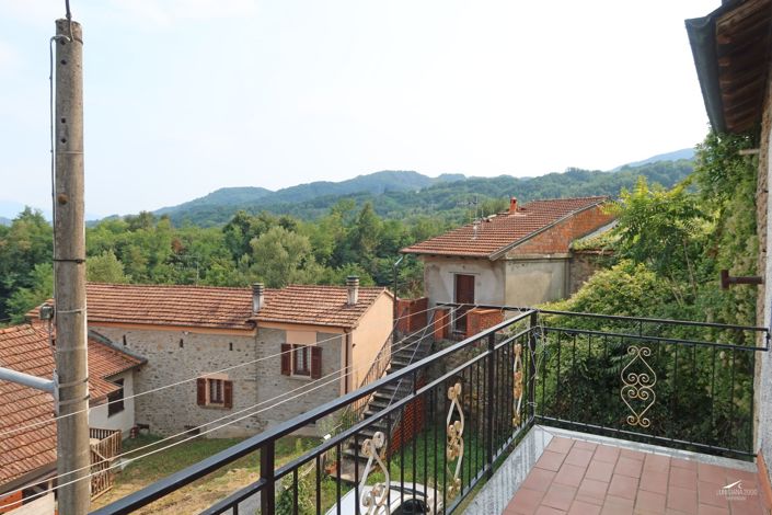 Image No.35-3 Bed Property for sale