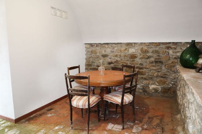 Image No.47-3 Bed Property for sale