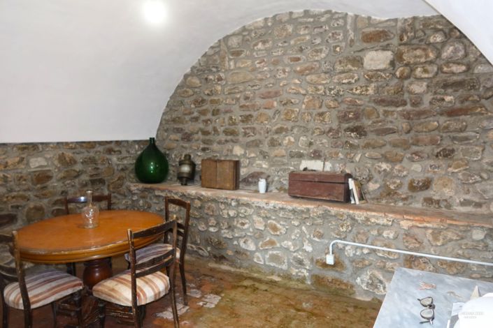 Image No.49-3 Bed Property for sale