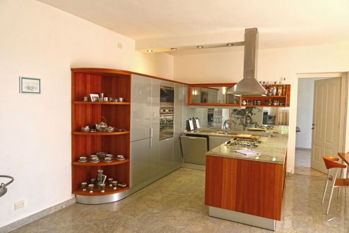 Image No.23-2 Bed Property for sale