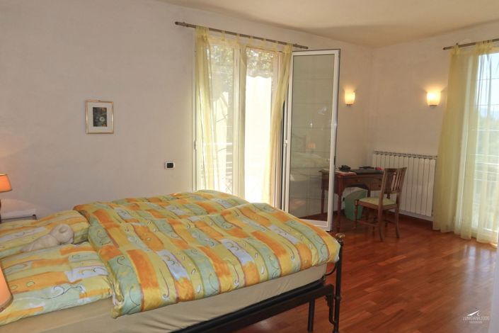 Image No.32-2 Bed Property for sale