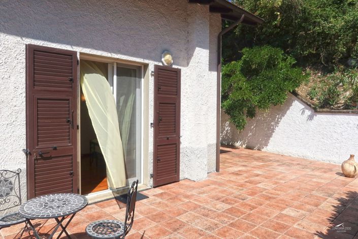 Image No.36-2 Bed Property for sale