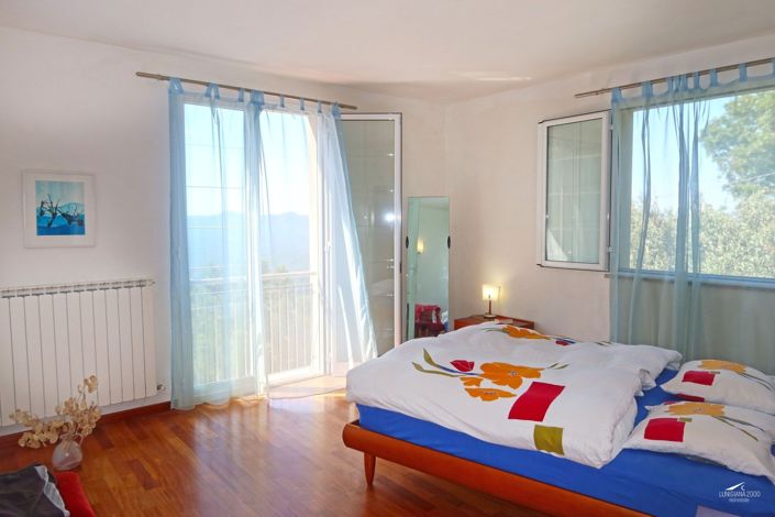 Image No.46-2 Bed Property for sale